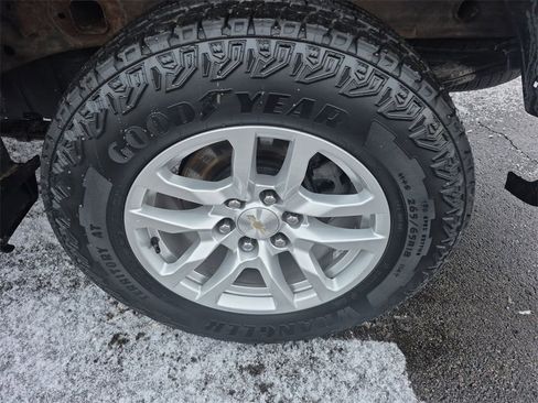 Used 2021 Chevrolet Silverado 1500 LT image 17