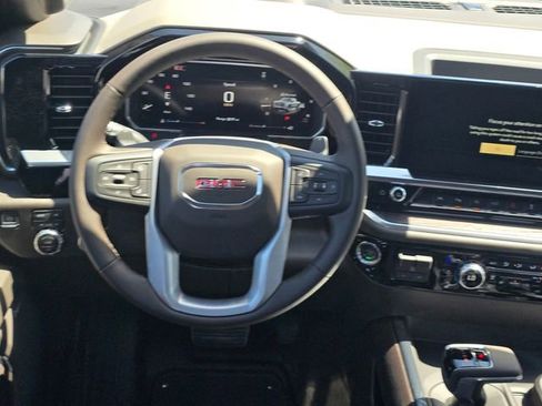 New 2026 GMC Sierra 1500 SLT image 13