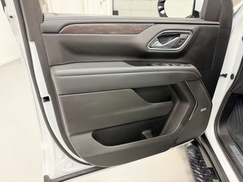 Certified 2023 Chevrolet Tahoe Z71 w/ Luxury Package image 24