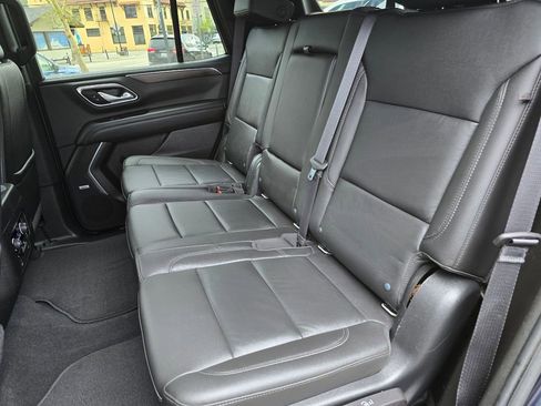Used 2021 Chevrolet Tahoe LT w/ LT Signature Package AWD/4WD image 21
