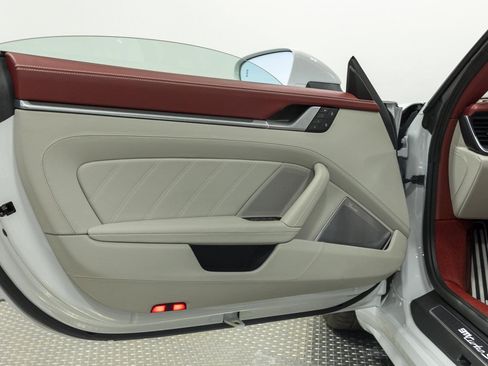 Used 2022 Porsche 911 Turbo S image 71