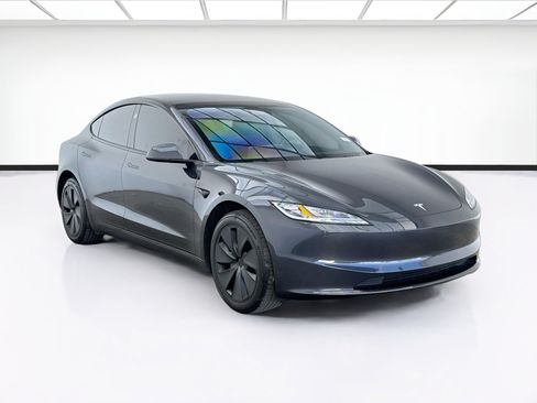 Used 2025 Tesla Model 3 Long Range RWD image 3