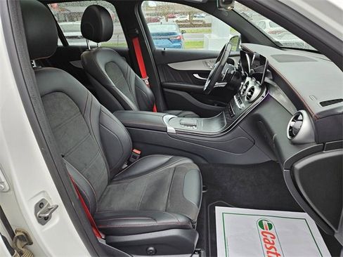 Used 2022 Mercedes-Benz GLC 43 AMG 4MATIC image 18