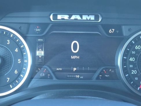 New 2026 RAM 1500 4x4 Crew Cab image 29