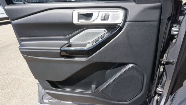 Used 2021 Ford Explorer ST w/ Equipment Group 401A AWD/4WD image 19