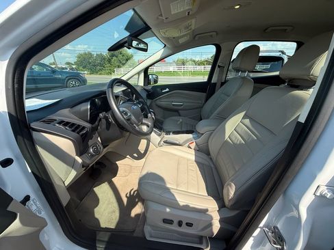 Used 2016 Ford C-MAX SEL w/ Equipment Group 301A FWD image 12