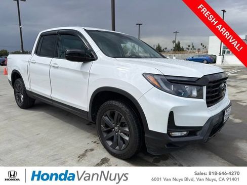 Used 2023 Honda Ridgeline Sport image 1