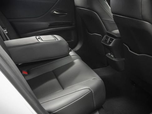 Certified 2025 Lexus ES 350 w/ Premium Package FWD image 24