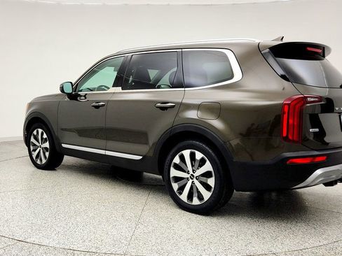 Used 2022 Kia Telluride S AWD/4WD image 7