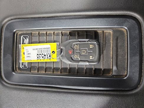 Used 2017 Chevrolet Tahoe LT AWD/4WD image 29