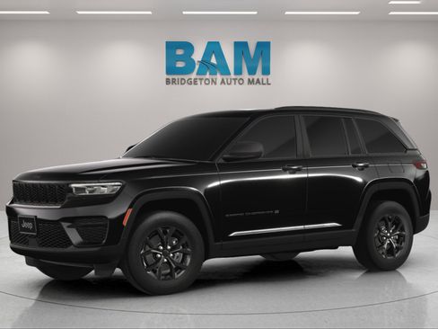 New 2025 Jeep Grand Cherokee Altitude image 4