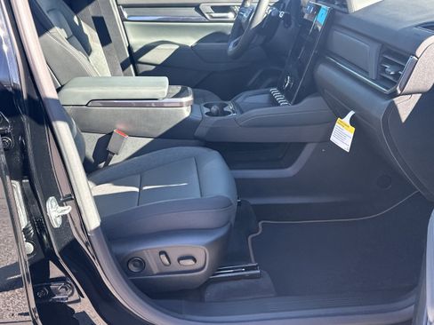 New 2026 GMC Terrain AT4 w/ Convenience Package III AWD/4WD image 13