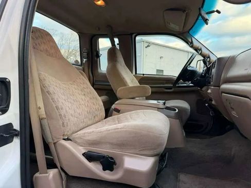 Used 1999 Ford F350 4x4 SuperCab DRW Super Duty image 13