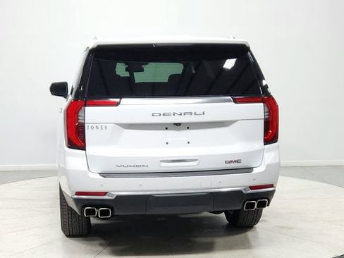 Used 2025 GMC Yukon XL Denali image 6
