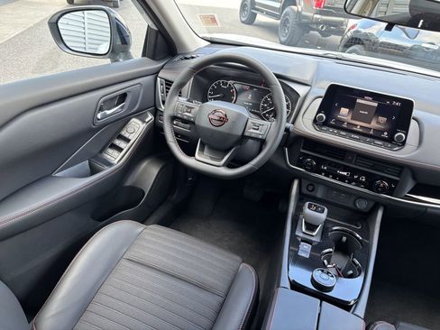 New 2026 Nissan Rogue SV AWD/4WD image 21