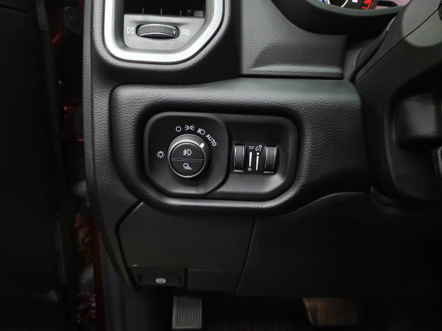 Used 2019 RAM 2500 Laramie AWD/4WD image 32