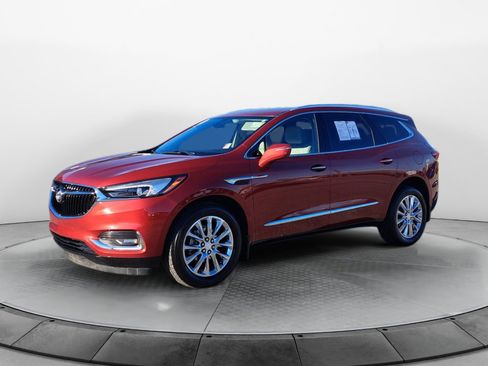 Used 2019 Buick Enclave Premium image 3