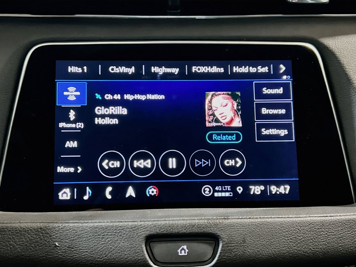 Used 2023 Cadillac XT4 Premium Luxury w/ Trailering Package FWD image 11