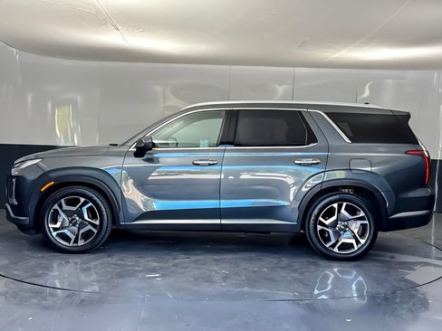Used 2023 Hyundai Palisade SEL w/ Premium Package AWD/4WD image 6