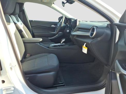 New 2026 Chevrolet Trax LS FWD image 10