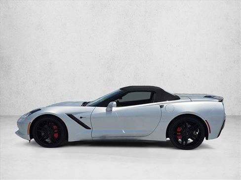 Used 2019 Chevrolet Corvette Stingray Convertible w/ 2LT Preferred Equipment Group RWD image 9