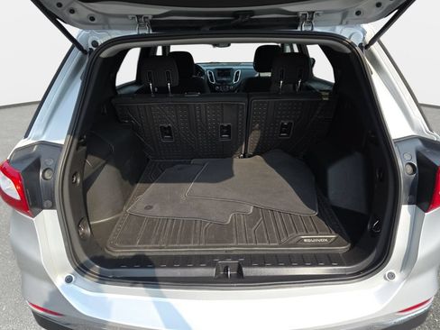 Used 2019 Chevrolet Equinox LT w/ LPO, Floor Liner Package FWD image 10