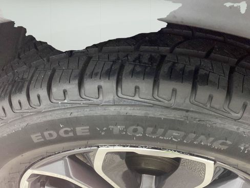 Used 2021 Honda CR-V EX image 6