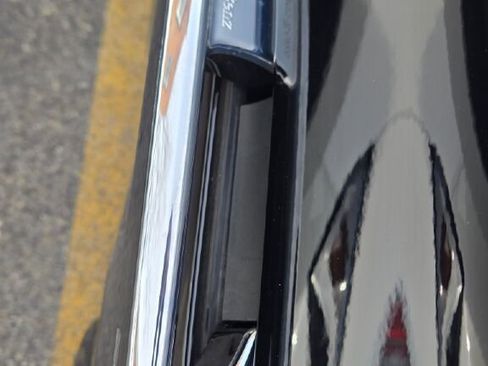 Used 2022 Mercedes-Benz S 500 S 500 image 32