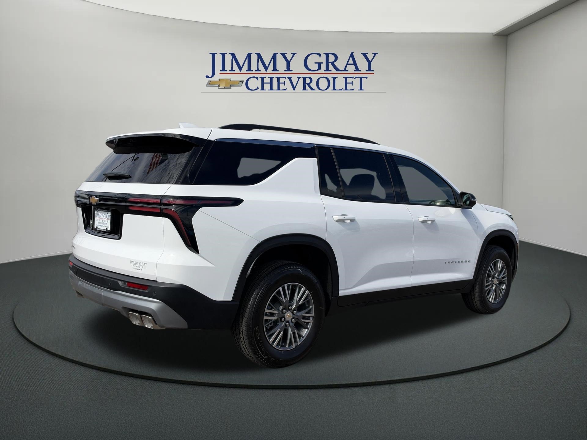 New 2027 Chevrolet Traverse LT w/ Driver Confidence Package FWD image 5