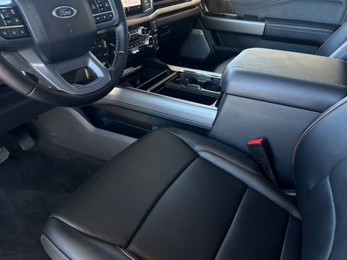 New 2025 Ford F250 Lariat w/ Lariat Ultimate Package image 10