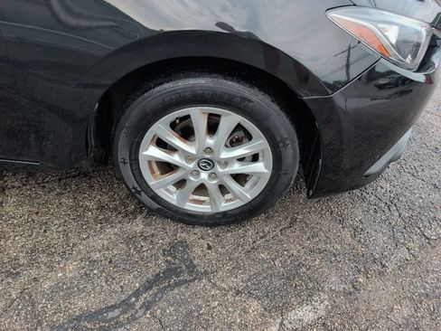 Used 2016 MAZDA MAZDA3 i Touring w/ Popular Equipment Package FWD image 12