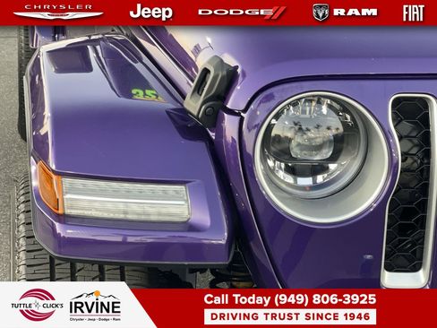 Used 2023 Jeep Wrangler Sahara image 7
