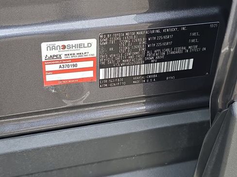 Used 2025 Toyota RAV4 LE image 34