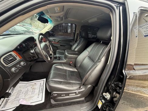 Used 2014 Chevrolet Tahoe LT image 12