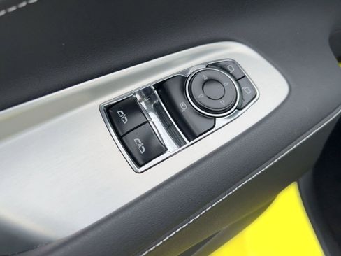 Certified 2021 Chevrolet Corvette Stingray Preferred Cpe w/ Z51 Performance Package image 20