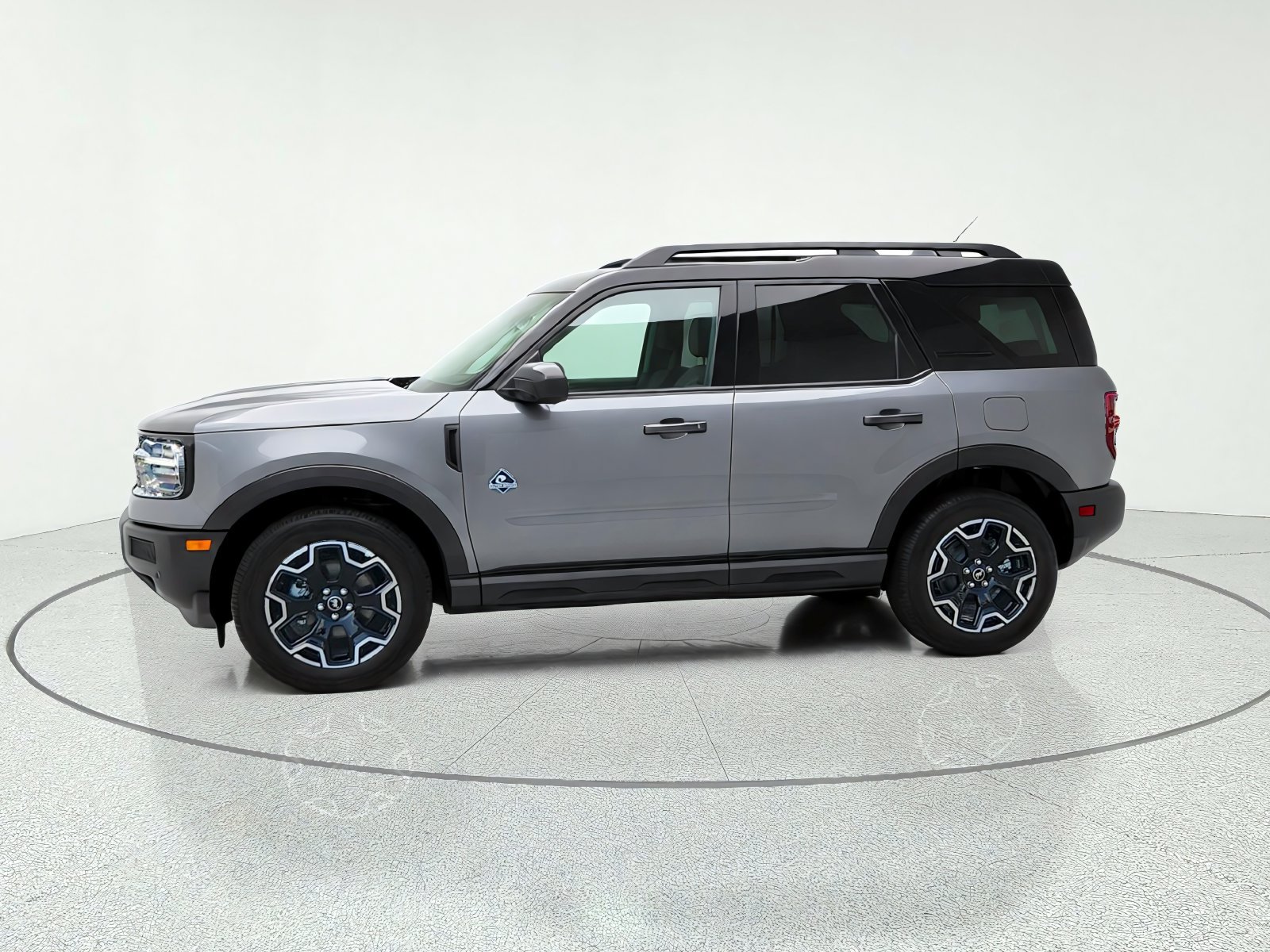 New 2026 Ford Bronco Sport Outer Banks w/ Outer Banks Tech Package+ AWD/4WD image 4