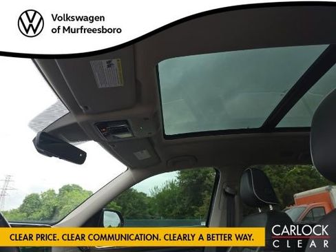 Used 2024 Volkswagen Atlas SEL Premium R-Line AWD/4WD image 10
