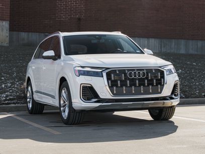 Certified 2025 Audi Q7 Premium Plus