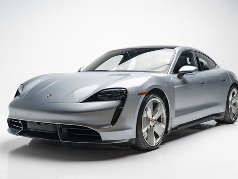 Used 2020 Porsche Taycan Turbo w/ Performance Package image 5