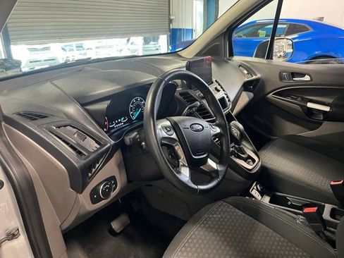 Used 2019 Ford Transit Connect XLT FWD image 18