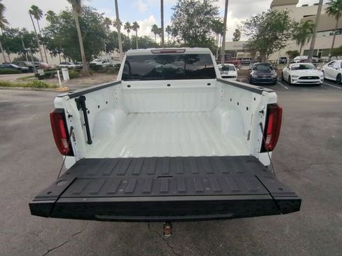 Used 2024 GMC Sierra 1500 SLT AWD/4WD image 14