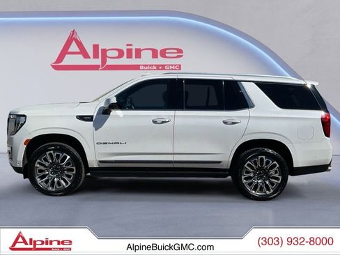 Used 2023 GMC Yukon Denali Ultimate image 2