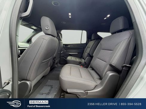 Used 2024 Chevrolet Traverse LT AWD/4WD image 24