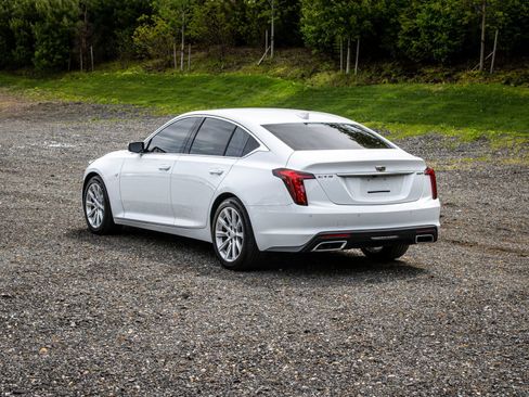 Used 2022 Cadillac CT5 Luxury RWD image 5