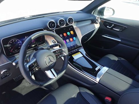 Used 2026 Mercedes-Benz GLC 300 GLC 300 image 31