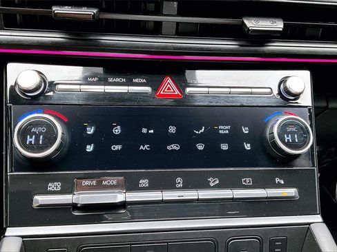 Used 2025 Hyundai Santa Fe Calligraphy image 32