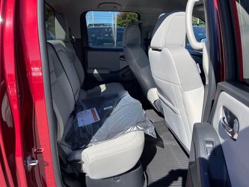 New 2025 Nissan Frontier SV image 27