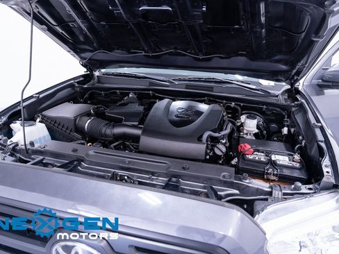 Used 2019 Toyota Tacoma SR image 48