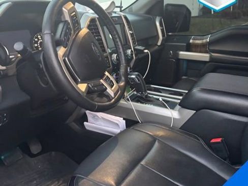Used 2018 Ford F150 Lariat w/ Equipment Group 502A Luxury image 7