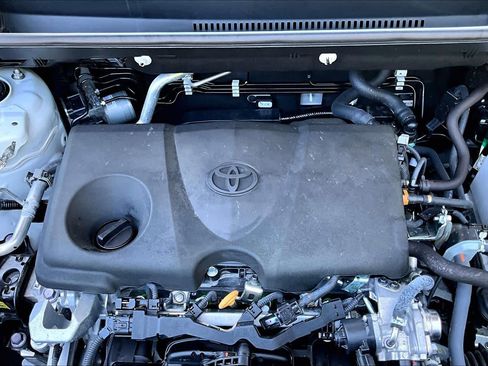 Used 2024 Toyota RAV4 XLE w/ Convenience Package FWD image 32